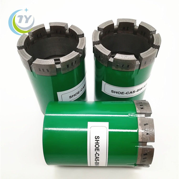 Diamond casing shoe bit for BW casing pipe