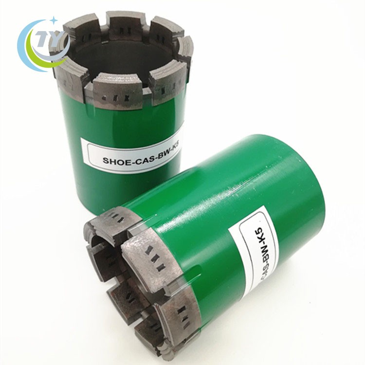Diamond casing shoe bit for BW casing pipe