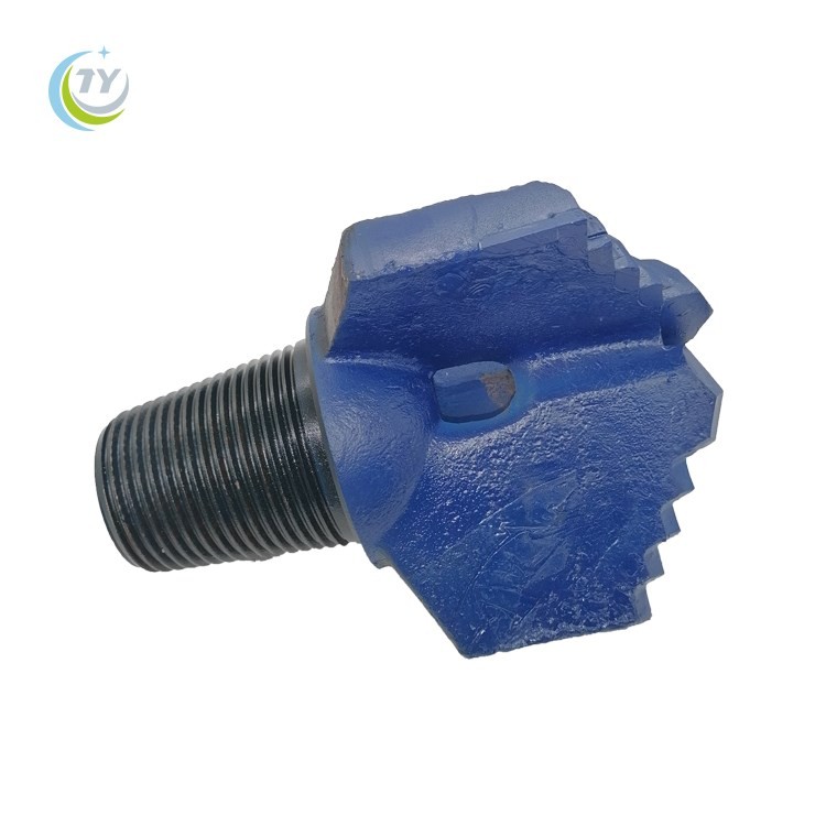 API 4-1/2 reg 203mm Step Chevron Drag Bit